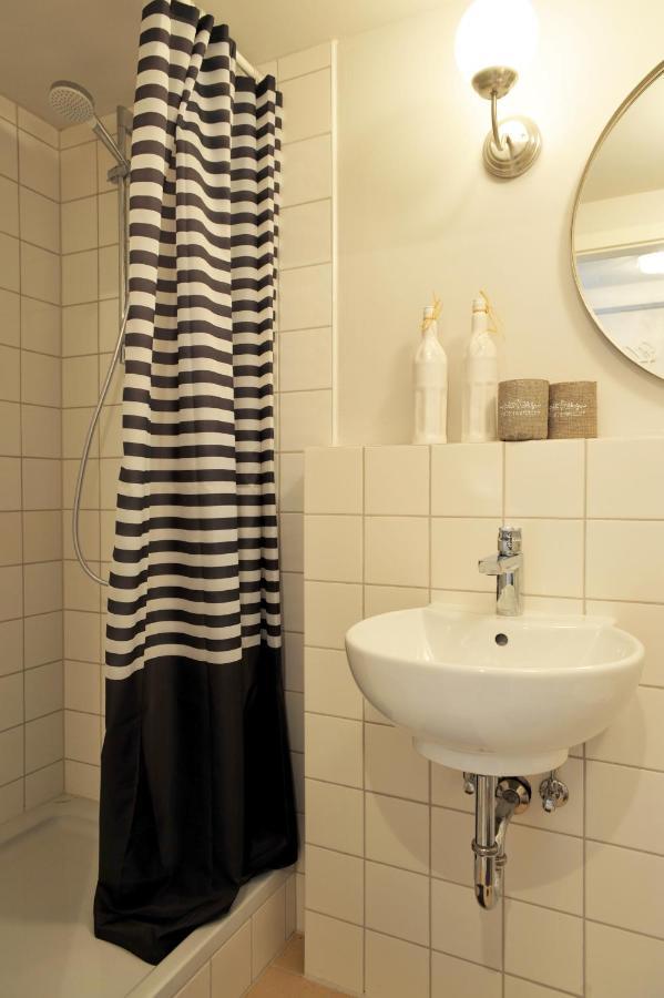 Tiny Rooms Бремен Екстер'єр фото